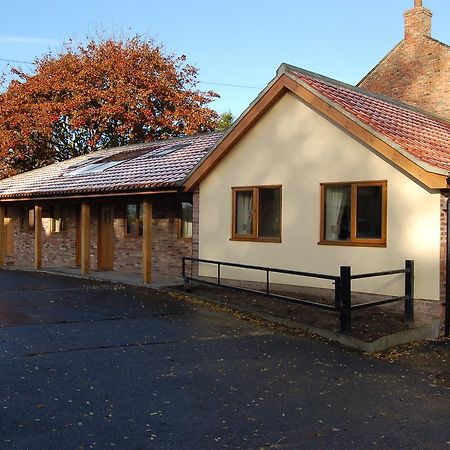 โอลด์ โอ๊ค ทรี Hotel South Kilvington ภายนอก รูปภาพ