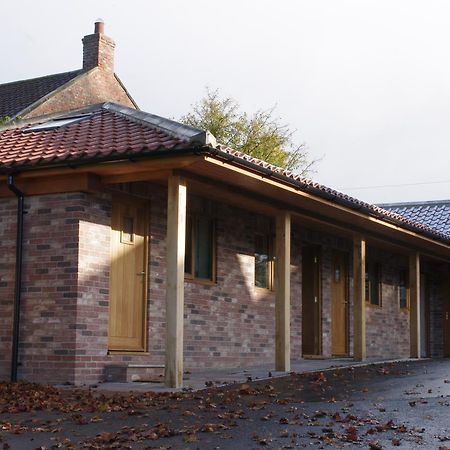โอลด์ โอ๊ค ทรี Hotel South Kilvington ภายนอก รูปภาพ