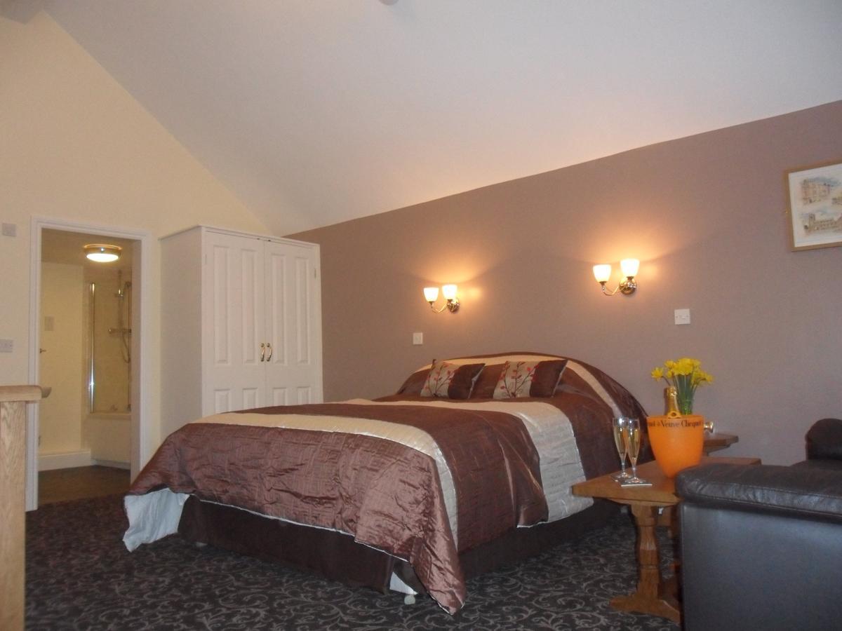 โอลด์ โอ๊ค ทรี Hotel South Kilvington ภายนอก รูปภาพ