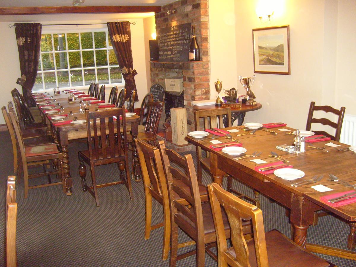 โอลด์ โอ๊ค ทรี Hotel South Kilvington ภายนอก รูปภาพ
