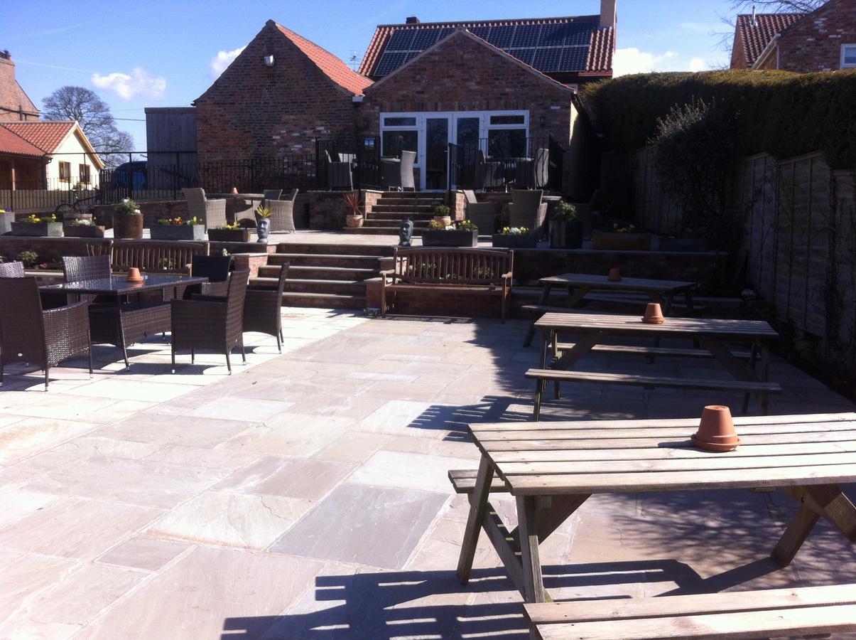โอลด์ โอ๊ค ทรี Hotel South Kilvington ภายนอก รูปภาพ